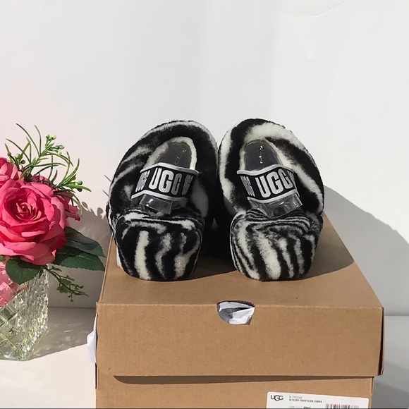 UGG Fluff Yeah Slide Zebra - Picture 5 of 11